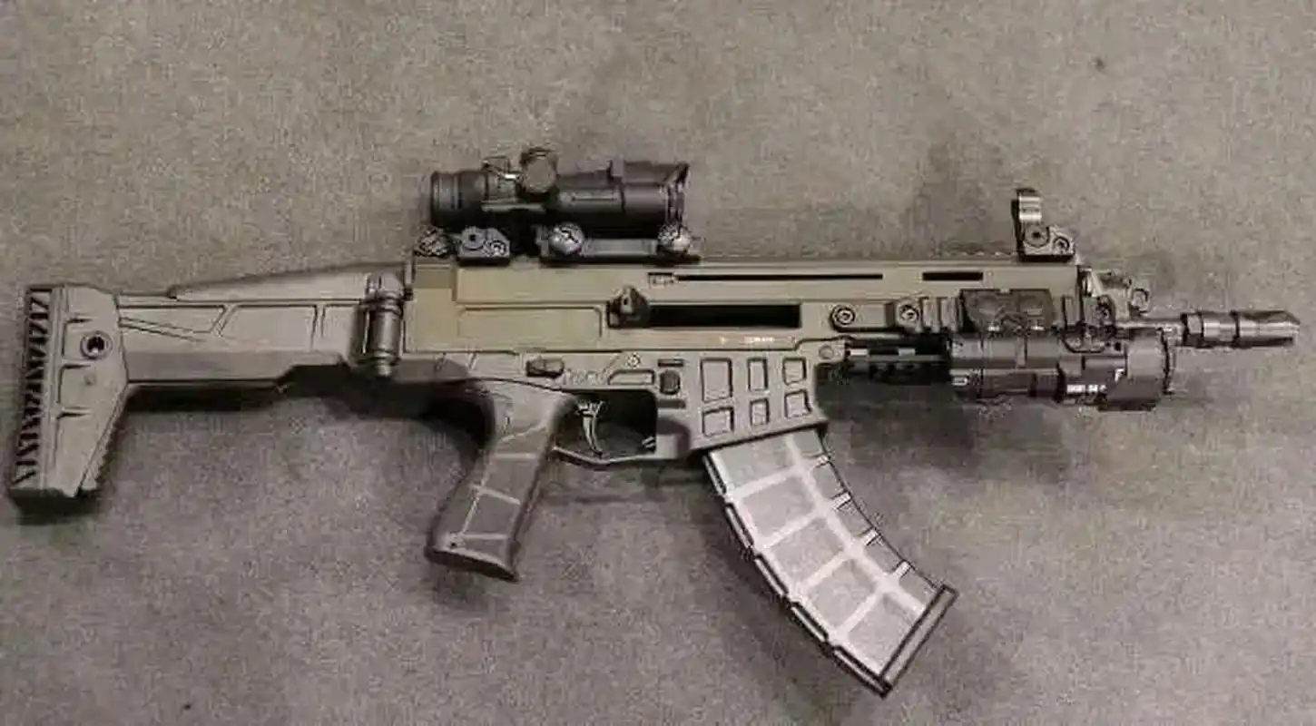 捷克出品必属精品 世界名枪:捷克cz805布伦突击步枪 说起捷克到想必