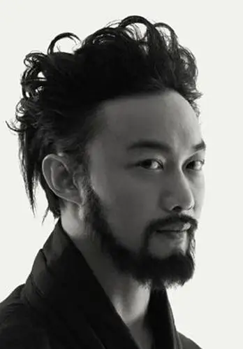 情歌王子陈奕迅 搞怪造型赢超高人气|发型|发丝_凤凰时尚