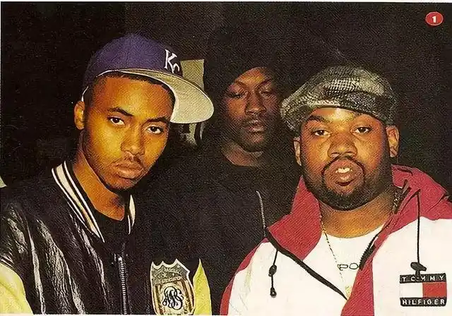 黑人rapper暴富后潇洒花钱