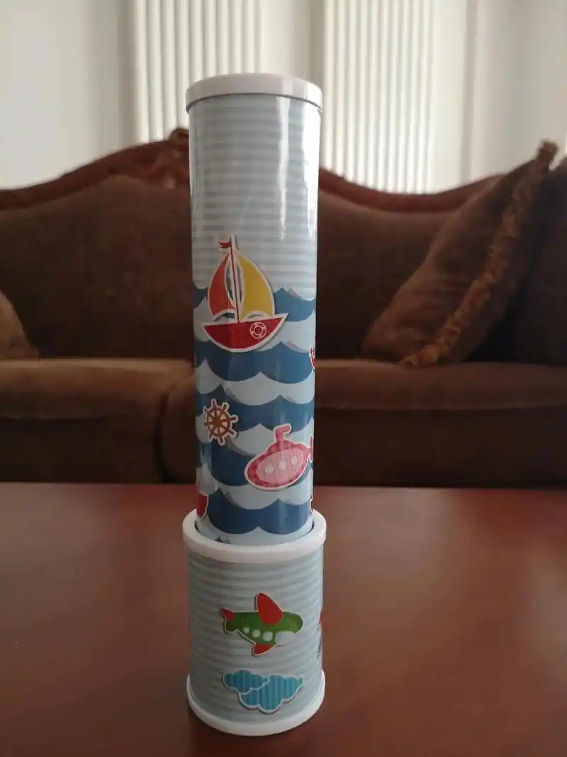 儿子做的手工万花筒