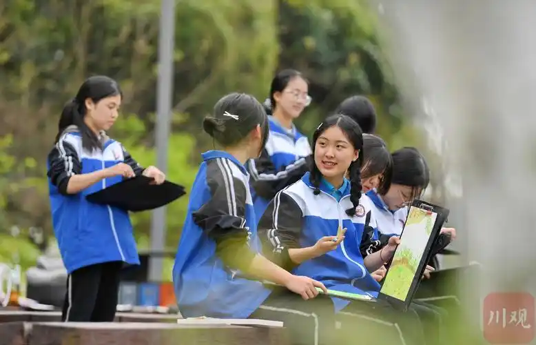 c视觉丨成都双流:第二课堂中学生对话大自然_四川在线