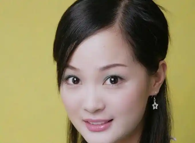 裘丹莉(国家二级演员) - 平安百科网