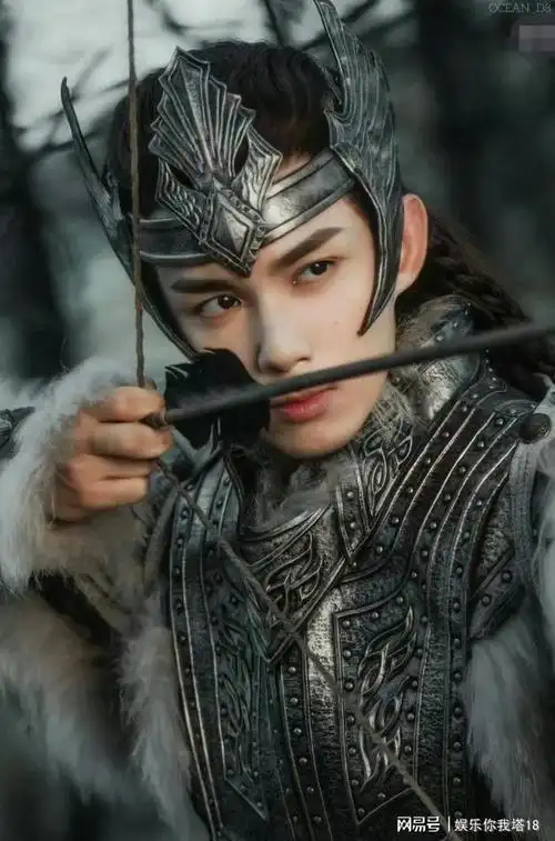 邓伦的魔尊旭凤,吴磊的阿史那隼,陈牧驰的嘲风,周峻纬的燕临,都是神级