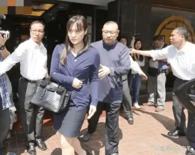 刘銮雄三个女儿不同命,有人颠沛流离,有人身家50亿!