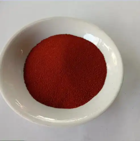 黑红色颗粒  保质日期:两年  产品包装:20公斤纸板桶  适用范围:饲料