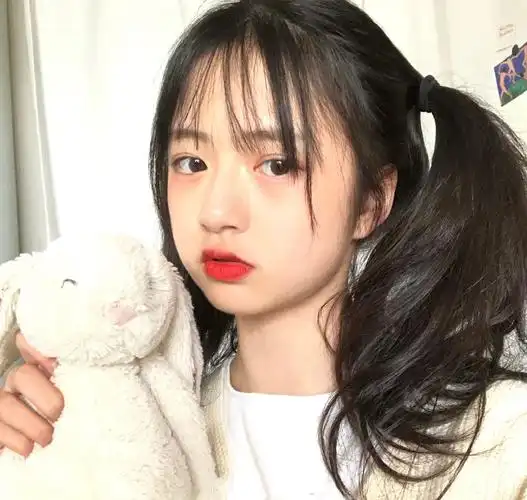 女生头像陆拾壹の双马尾