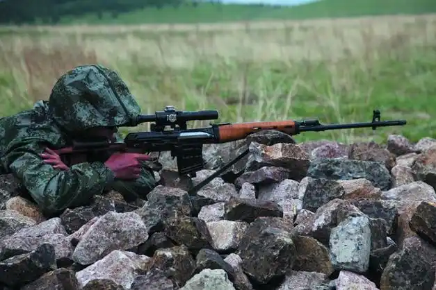 使用很多却口碑不佳的德拉贡诺夫狙击枪:萨沙的兵器图谱第376期