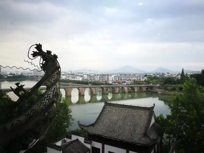 太平桥,俗称河西桥,徽州府城三座古桥之一.