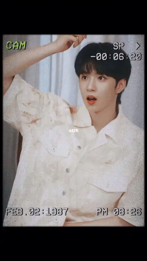 "愿世间美好都与刘耀文环环相扣 只愿他平安长大"团队话题#信鸽煊怡