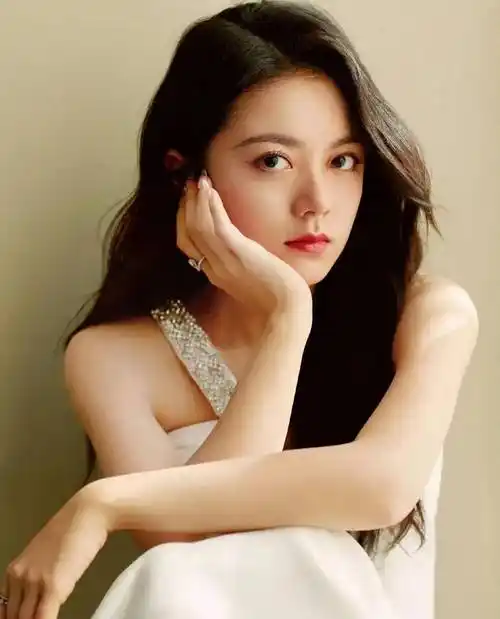 赵今麦:8-22岁,荧屏变化 8岁入圈,无绯闻真学霸,未来可期_角色_演技