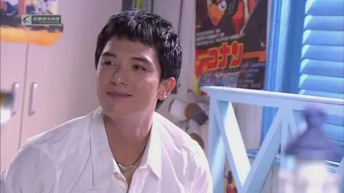 爱情睡醒了 邱泽发型