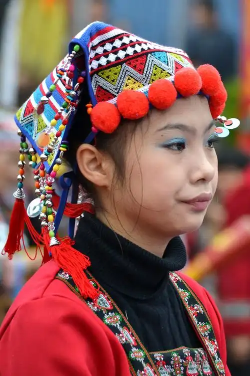 【原创】— 瑶族姑娘