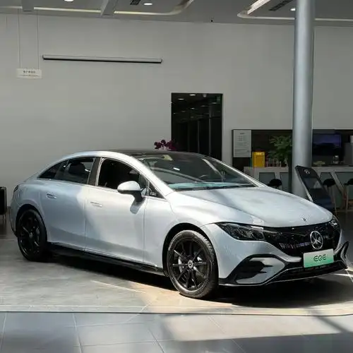 奔驰纯电eqe530 轿车|0808