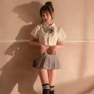 超短走光西西小妮裙黑色他秘裙妖裙她秘露出超短裙她秘女士短裙感兴趣