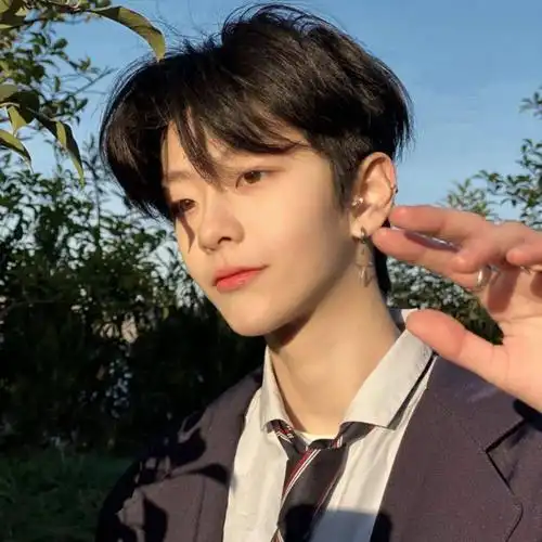 16岁的头像真人图片男