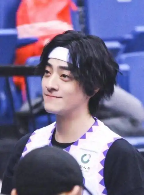 可高冷可逗比,宝藏男孩藏不住了_阿云嘎_感觉_气质