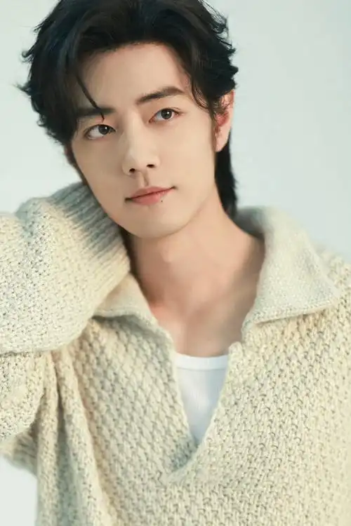 肖战穿白毛衣似雪如光##肖战工作室兑现千万粉丝福利##拾趣计划