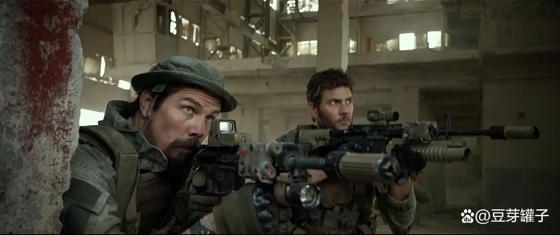 《冰海陷落》,e国防长发动军事政变,米国派出军人营救e国总统