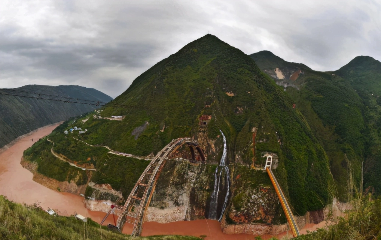 全长14484米,中国再造奇迹,最难挖掘的大柱山隧道成功贯通