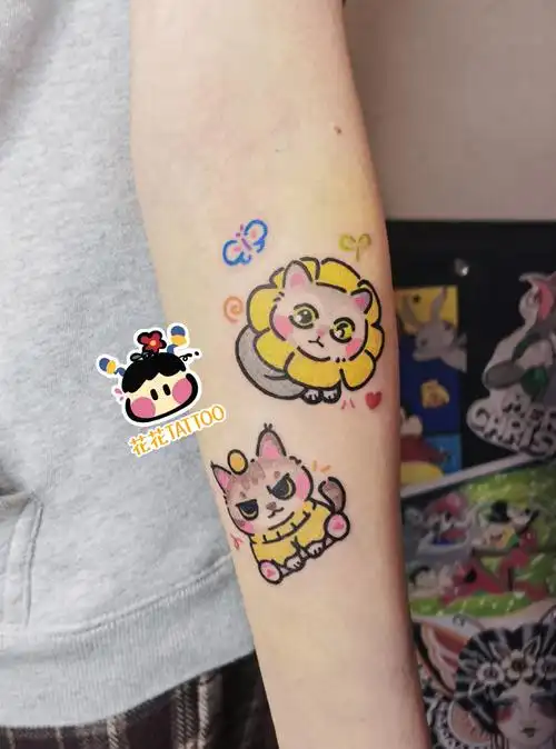 性价比很高!宠物定制猫咪纹身,家里的两个小可爱花臂拼接
