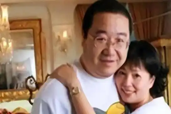 梁欢丈夫是英达直言对不起宋丹丹今儿子英如镝成为她的骄傲