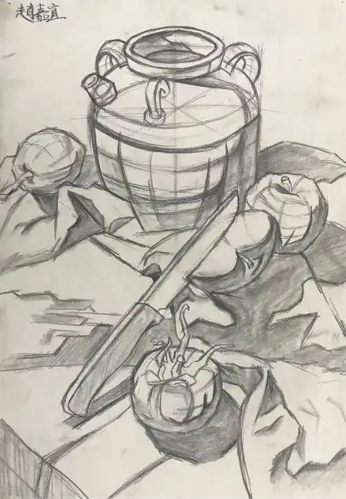 8月8日(周三)上午初中部学生素描作业