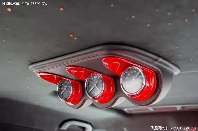 20款巴博斯g800价格雪山白装饰菱形红色