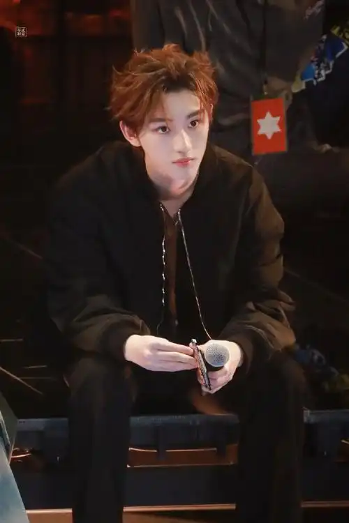 丁程鑫这就是街舞##丁程鑫队长大秀thule##丁程鑫追星成功王一博