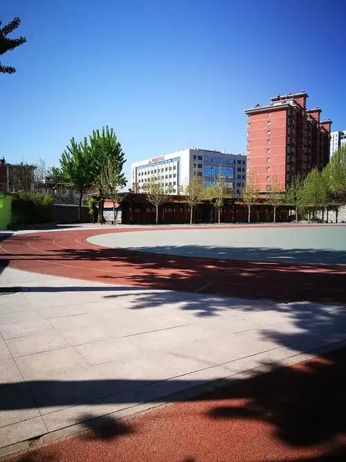 北京市丰台区镇岗塔路靠近首都师范大学附属云岗小学北校区