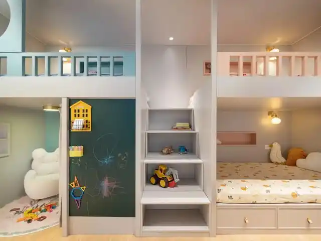 兄妹俩的房间采用上下错层的设计,亲密又独立.