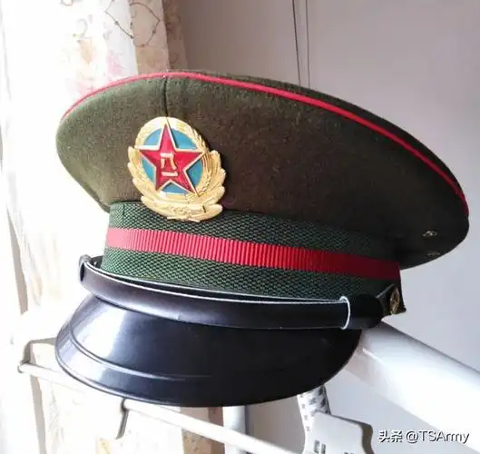 中国陆军100多年的军帽变迁史|军服|士兵|帽徽|大檐帽_网易订阅
