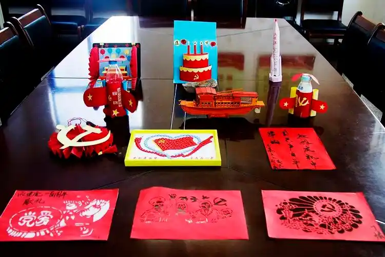 巧做手工学党史红色传承铸忠诚