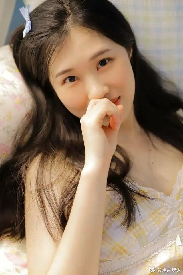 你笑起来真好看-李昕融[音乐]# 你笑起来. 来自晞言梦语 - 微博