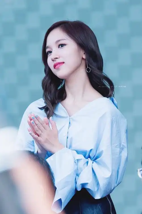 twice mina(名井南)