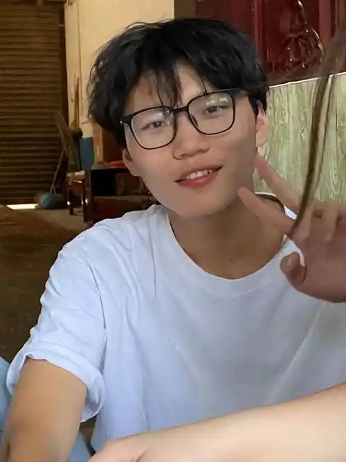 河南17岁少年冲入火场救人牺牲,妈妈眼睛快哭瞎,被救方真实态度曝光