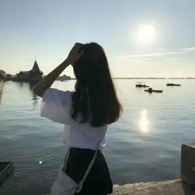 qq头像女生背影唯美