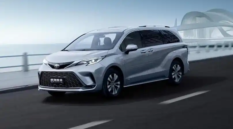 再降门槛!新款丰田格瑞维亚上市,车机升级/新增四驱