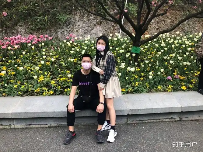 身高180体重170斤的男生是真的很胖吗像大概知道换成160的女生是多重