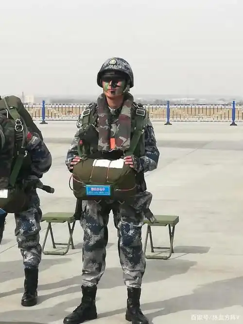 太帅了!空降兵突击力量近距离亮相公众