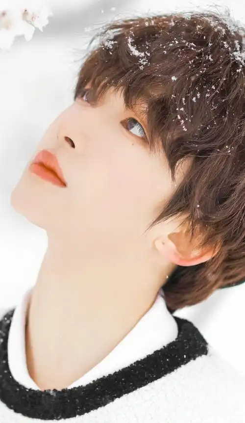 顶级东方美貌#来感受下刘宇绝美怼脸拍合集9615精致五官气质绝佳