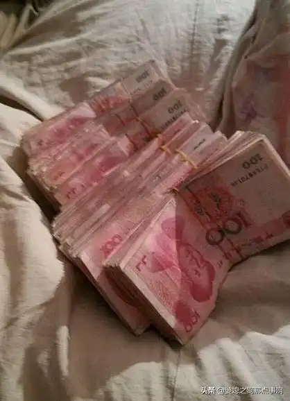 结婚一年岳母找俺借10万俺去送钱门外听到对话俺和老婆离婚