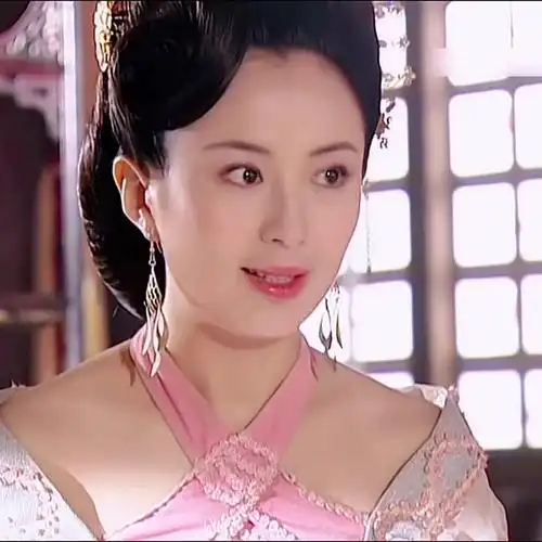 "至尊红颜 "徐盈盈 童年阴影之一徐盈盈,一看见她笑我就害怕-影视综