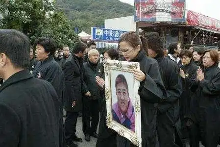 娱乐圈死亡方式最惨的明星他被活活憋死最后那位惨不忍睹