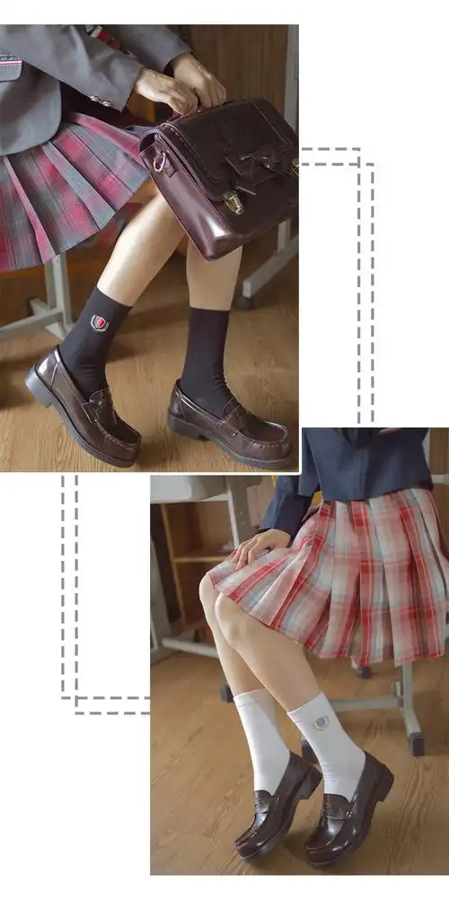 日系jk制服袜子女学院风中筒袜徽章刺绣黑白棉袜薄款lolita学生袜