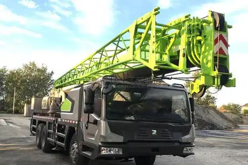 出售2018年10月中联25吨汽车吊