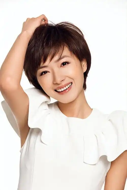 万茜自曝遭遇7次"潜规则",事业巅峰意外生女,生父是谁仍是迷