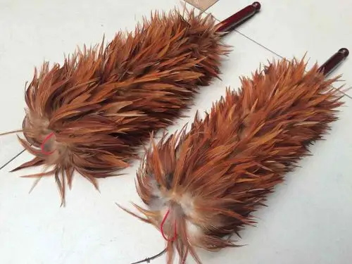 临沂批发鸡毛掸子 一件起批 除尘掸 车用鸡毛掸 家用鸡毛掸子.