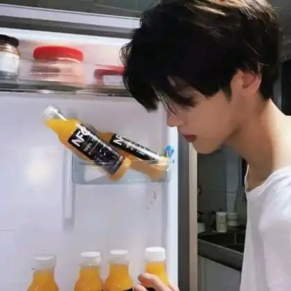 帅哥真人头像侧脸,好看的帅哥侧脸照片头像高清