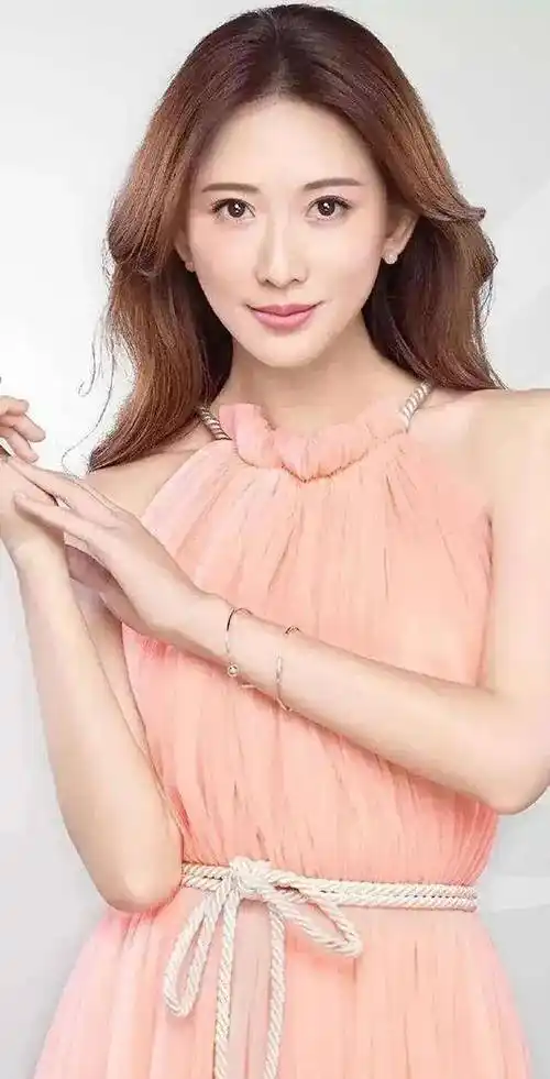 林志玲:一个身高体重不可思议的传奇女神_成为了_家庭_成功