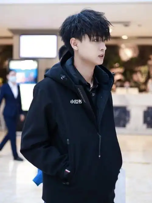 1101秦霄贤横店闪现酒店78